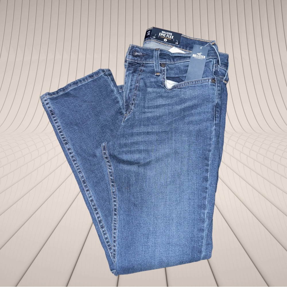 Hollister Men's Slim Straight Jeans in Classic Blue